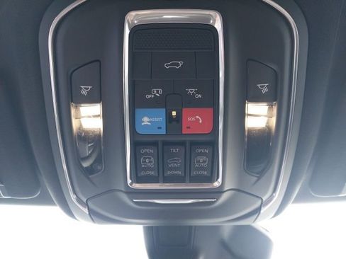 New 2025 Jeep Grand Cherokee Overland w/ Trailer Tow Package image 15