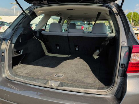 Used 2019 Subaru Outback 2.5i image 18