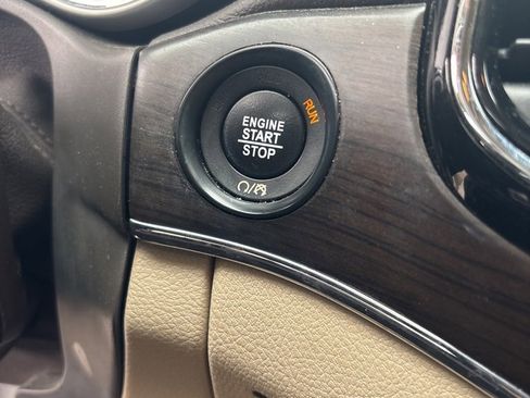 Used 2020 Jeep Grand Cherokee Summit image 25