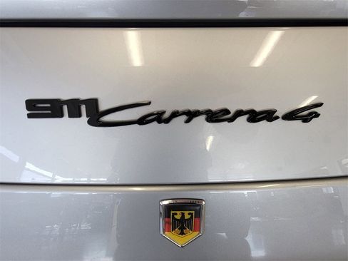 Used 2006 Porsche 911 Carrera 4 image 11