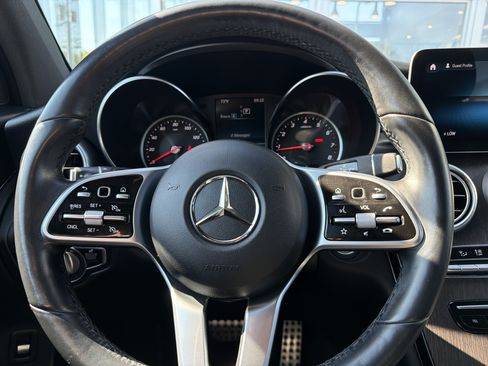 Used 2022 Mercedes-Benz GLC 300 4MATIC image 13