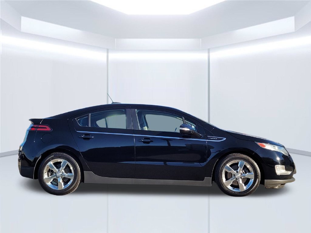Used 2015 Chevrolet Volt Premium w/ Premium Trim Package FWD image 3
