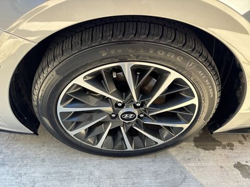 Used 2023 Hyundai Sonata Limited image 23