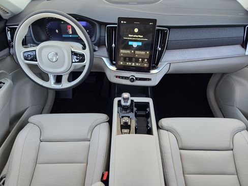 New 2026 Volvo XC90 B6 Ultra w/ Protection Package image 27