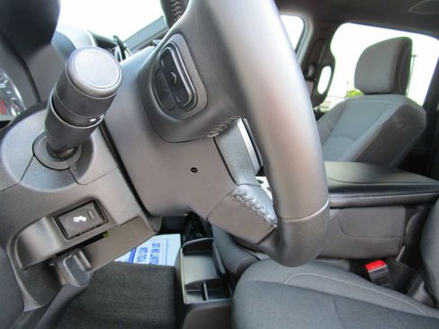 Certified 2024 RAM 2500 Big Horn w/ Night Edition image 21