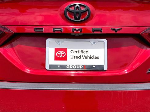 Used 2023 Toyota Camry XSE FWD image 10
