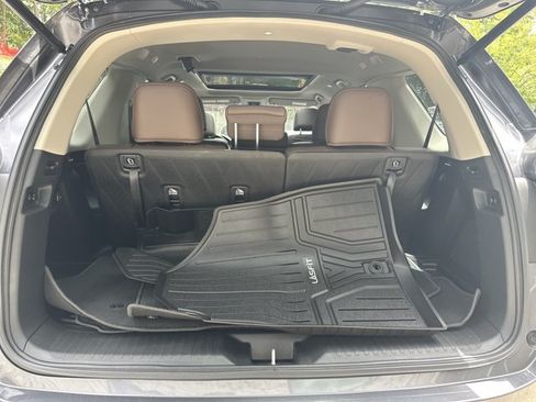 Used 2025 Honda Pilot Elite image 24
