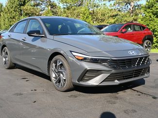 Certified 2025 Hyundai Elantra Sport image 1