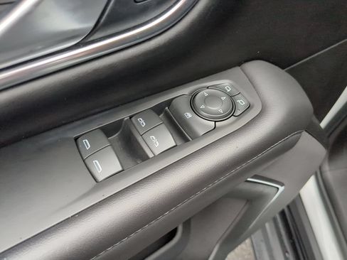 Certified 2022 GMC Yukon SLE w/ Gmc Pro Safety Plus Package AWD/4WD image 22
