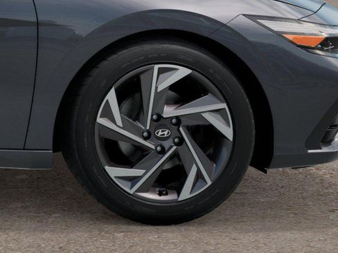 New 2026 Hyundai Elantra Limited FWD image 8