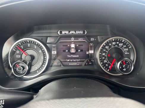 Used 2021 RAM 1500 Big Horn image 17