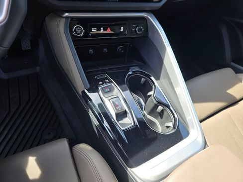 Certified 2025 Audi Q5 Premium w/ Premium Plus AWD/4WD image 20
