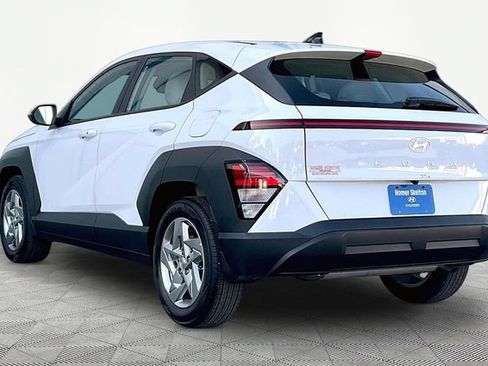 Certified 2026 Hyundai Kona SE FWD image 11