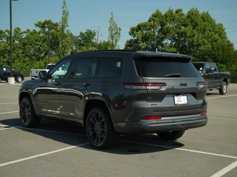 New 2026 Jeep Grand Cherokee L Limited AWD/4WD image 5