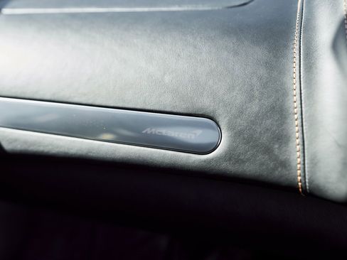 Used 2023 McLaren GT image 38