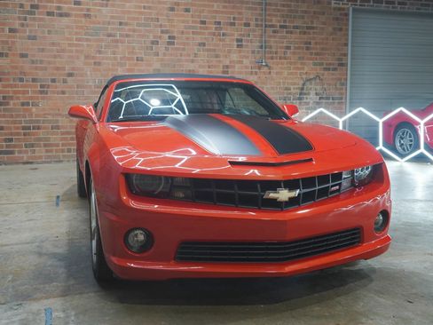 Used 2013 Chevrolet Camaro SS w/ RS Package RWD image 4