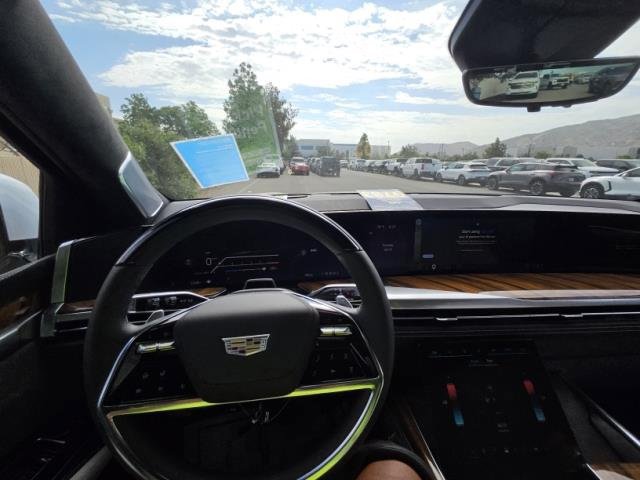 Used 2026 Cadillac Escalade ESV Platinum Luxury w/ LPO, Floor Liner Package AWD/4WD image 3