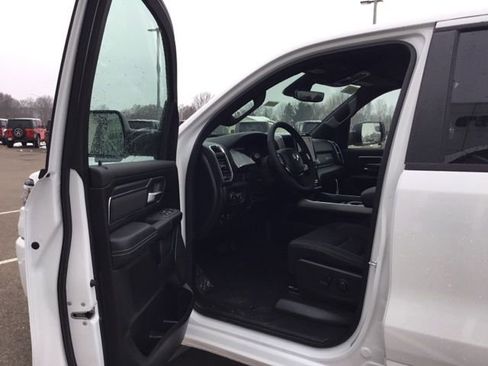 New 2026 RAM 1500 Big Horn AWD/4WD image 14
