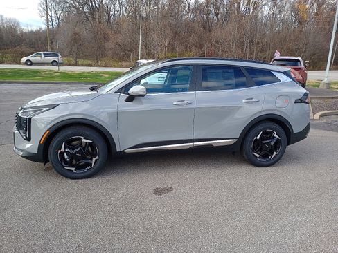 New 2026 Kia Sportage EX image 4