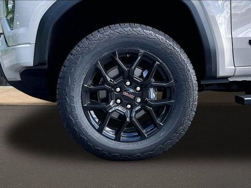 New 2026 GMC Canyon Elevation w/ Convenience Package AWD/4WD image 13