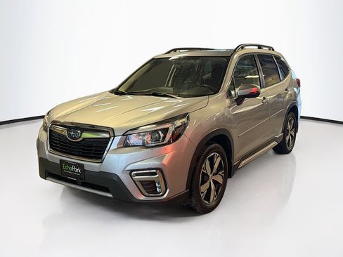 Used 2019 Subaru Forester Touring AWD/4WD image 3
