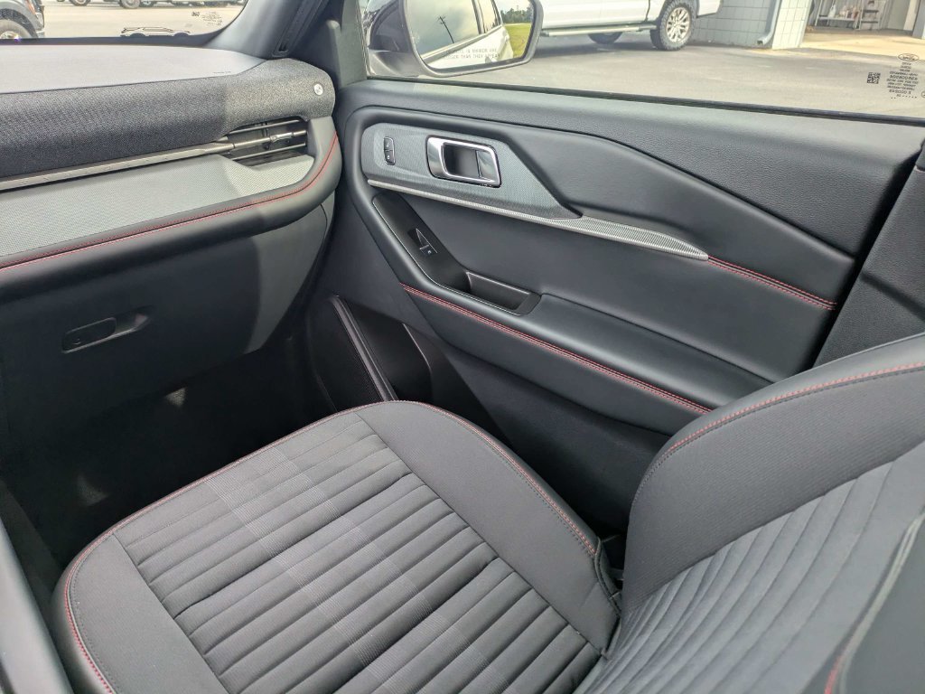 New 2026 Ford Explorer ST-Line w/ Premium Package RWD image 51