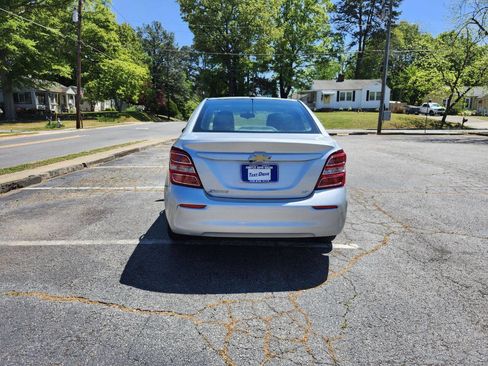 Used 2017 Chevrolet Sonic LT image 12