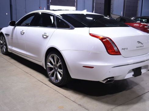 Used 2013 Jaguar XJ L Supercharged image 8