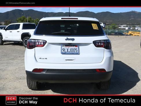Used 2024 Jeep Compass Sport AWD/4WD image 6