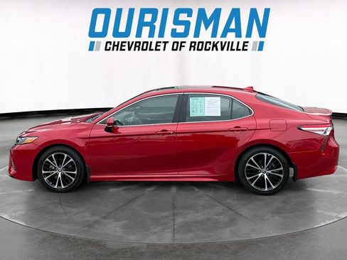 Used 2020 Toyota Camry SE w/ Audio Package AWD/4WD image 3