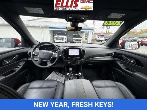 Used 2023 Chevrolet Traverse RS w/ LPO, Floor Liner Package image 21