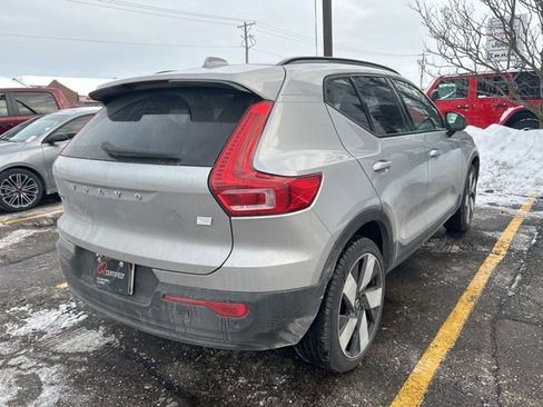 Used 2023 Volvo XC40 Recharge Ultimate image 8