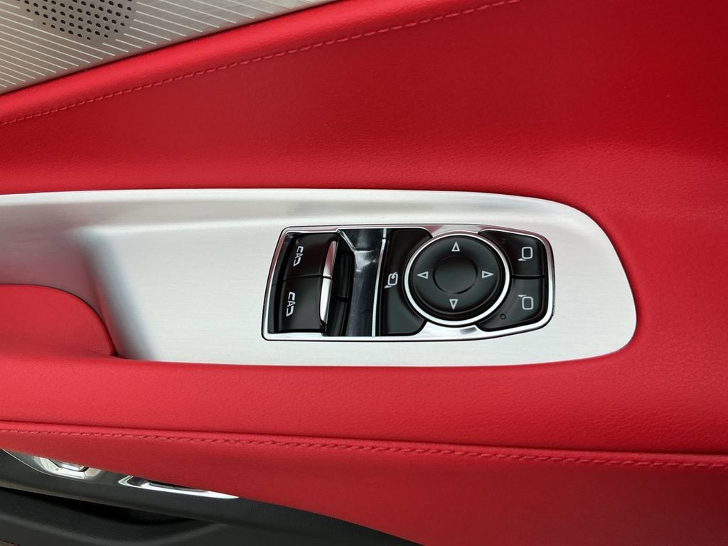 Used 2020 Chevrolet Corvette Stingray Preferred Cpe w/ 2LT Preferred Equipment Group RWD image 29
