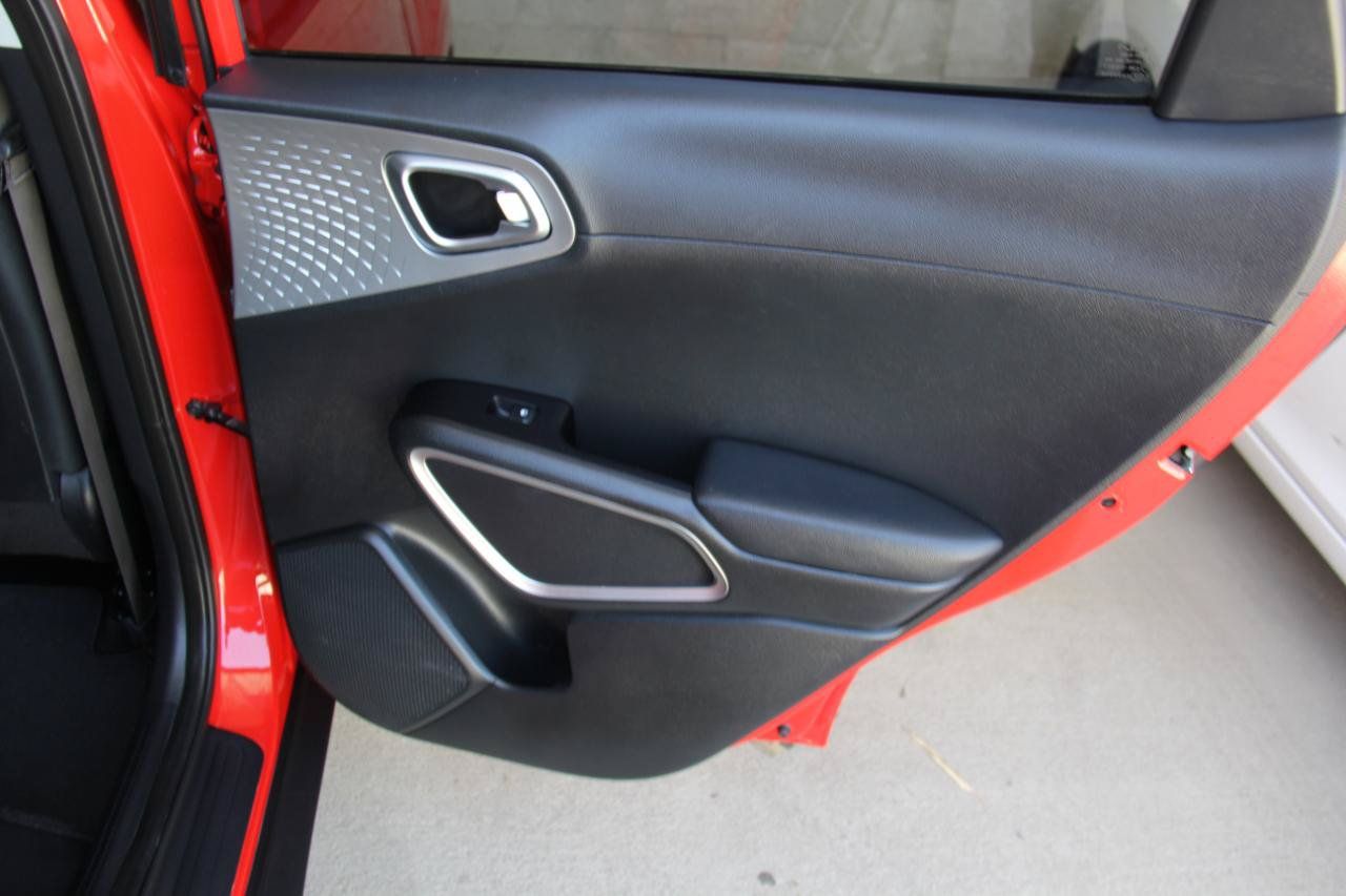 Used 2022 Kia Soul LX w/ Technology Package FWD image 26