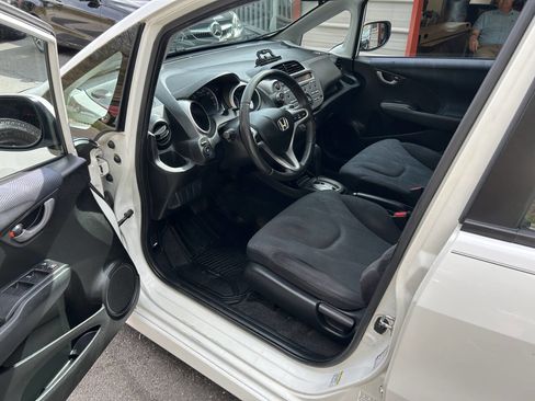 Used 2010 Honda Fit Sport image 23