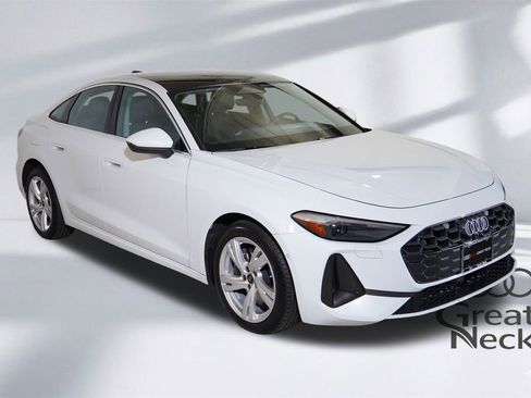 Used 2025 Audi A5 2.0T Premium w/ Convenience Package image 11