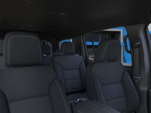 New 2025 Chevrolet Traverse LT w/ Midnight/Sport Edition image 24