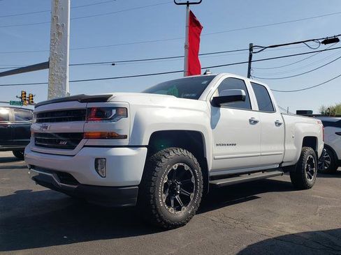 Used 2018 Chevrolet Silverado 1500 LT w/ All Star Edition AWD/4WD image 8