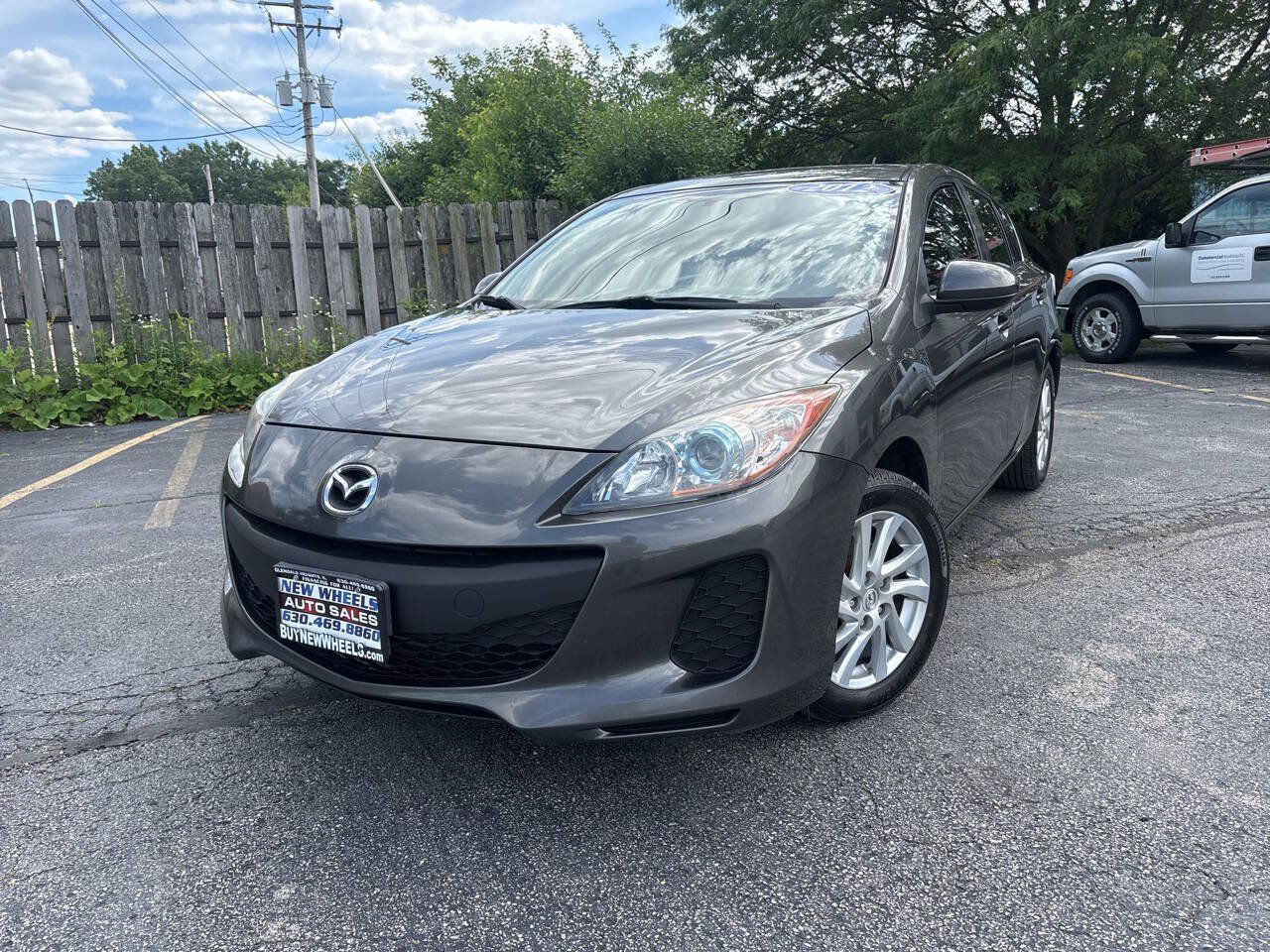 Used 2012 MAZDA MAZDA3 i Touring FWD image 1