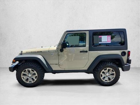 Used 2018 Jeep Wrangler Rubicon w/ Power Convenience Group AWD/4WD image 2