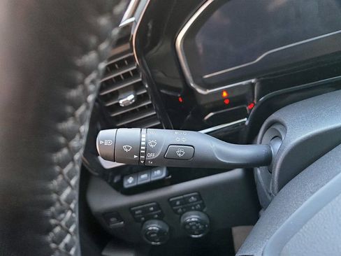 Used 2023 Chevrolet Silverado 1500 ZR2 w/ Technology Package image 18