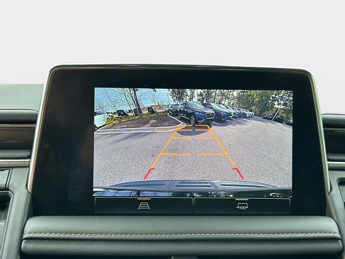 Used 2023 GMC Yukon AT4 w/ LPO, Floor Liner Package image 24