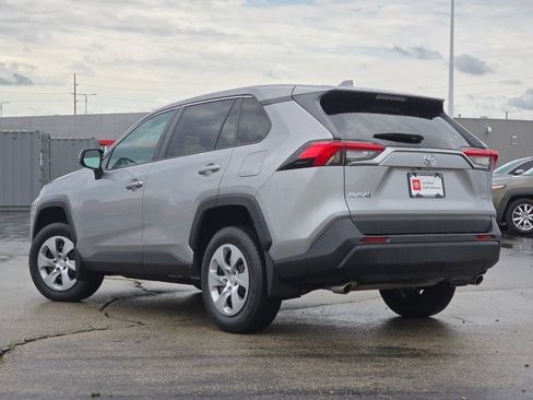 Used 2023 Toyota RAV4 LE FWD image 15
