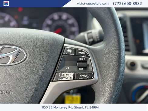 Used 2018 Hyundai Accent SE FWD image 12