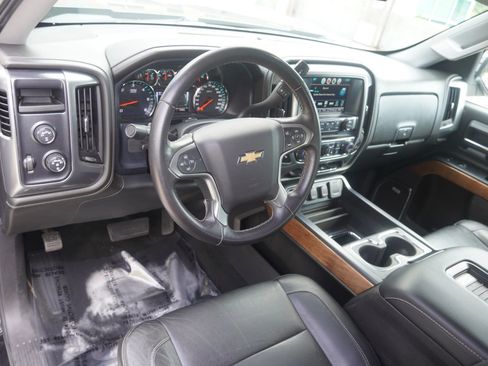 Used 2017 Chevrolet Silverado 1500 LTZ w/ Sport Package AWD/4WD image 40