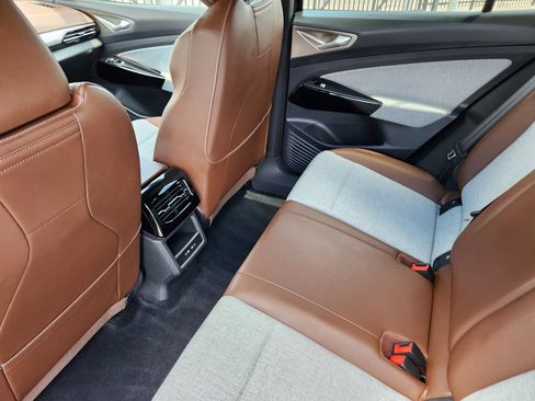 Certified 2023 Volkswagen ID.4 Pro AWD/4WD image 25