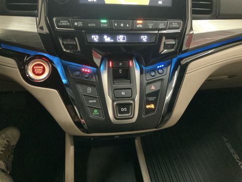 Used 2021 Honda Odyssey Elite image 21