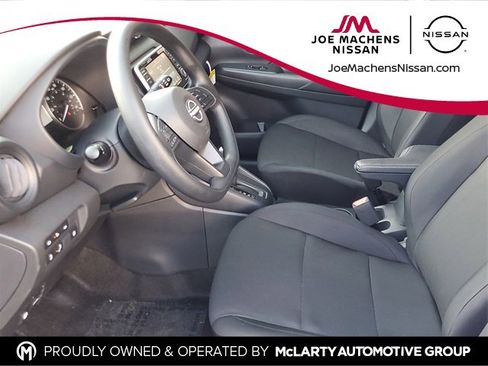 New 2025 Nissan Kicks Play S image 12