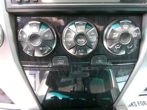 Used 2006 Toyota 4Runner Limited AWD/4WD image 13