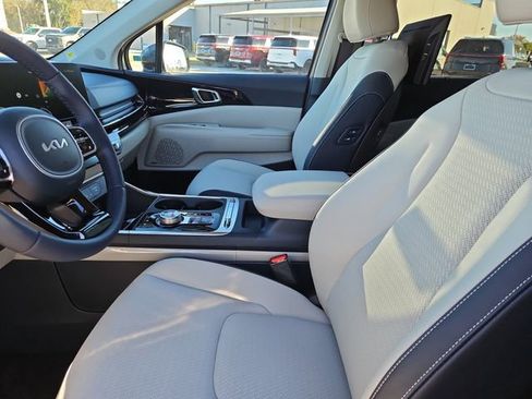 New 2026 Kia Carnival SX Prestige FWD image 11